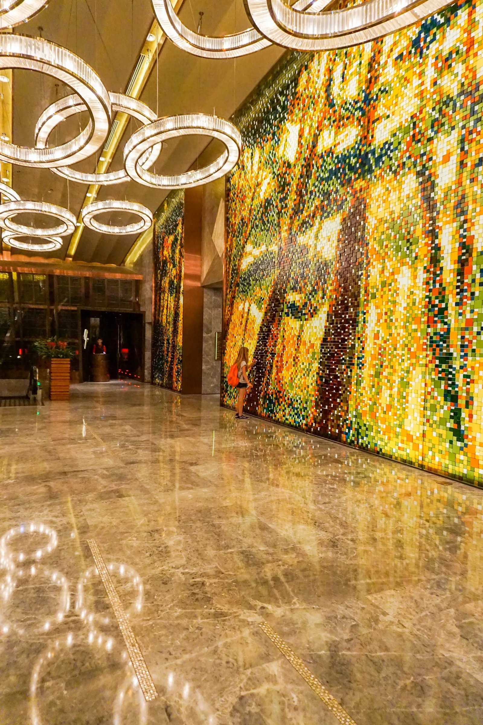Mandarin Oriental Pudong — vibe
