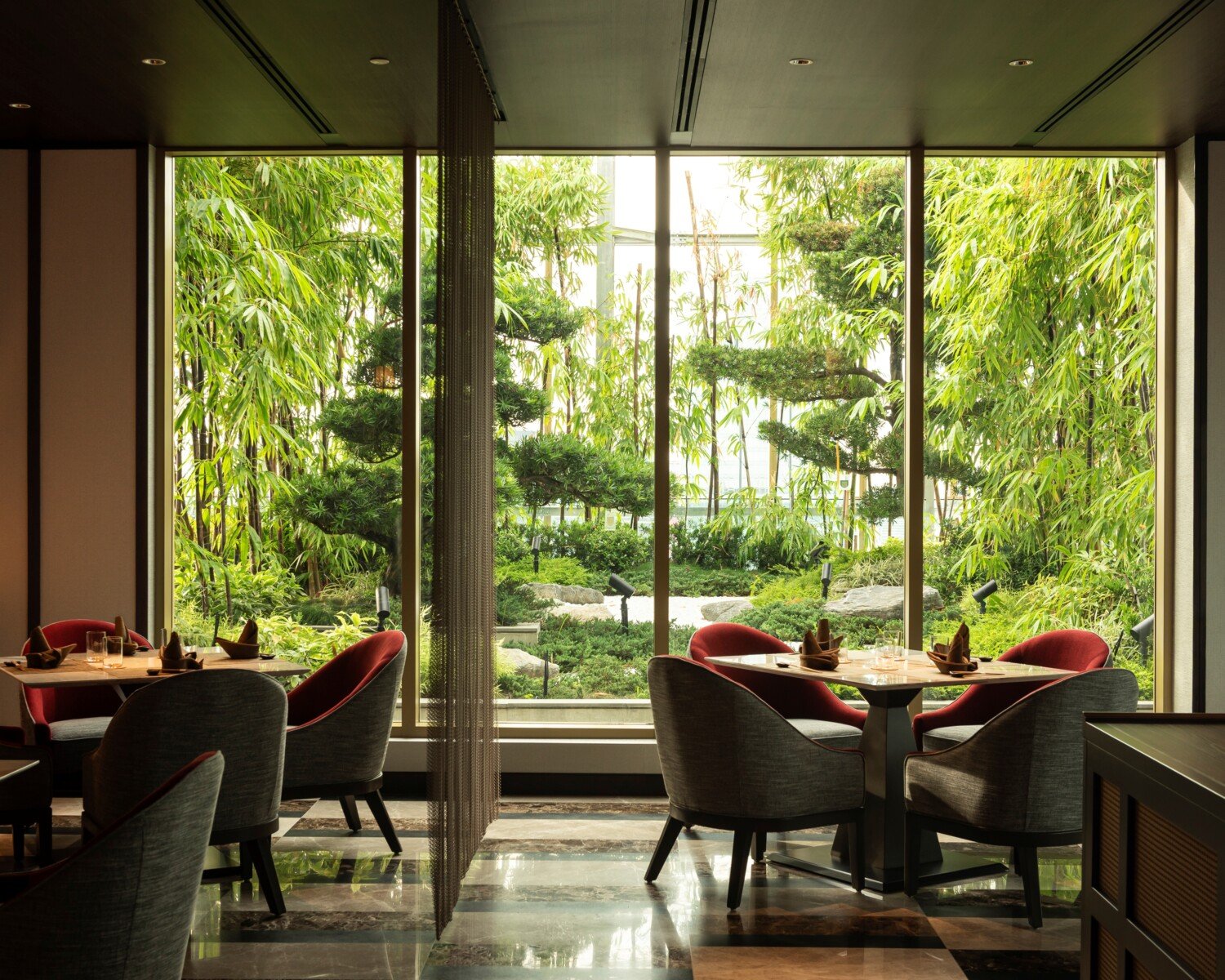 Grand Nikko Bangkok Sathorn — eat & drink