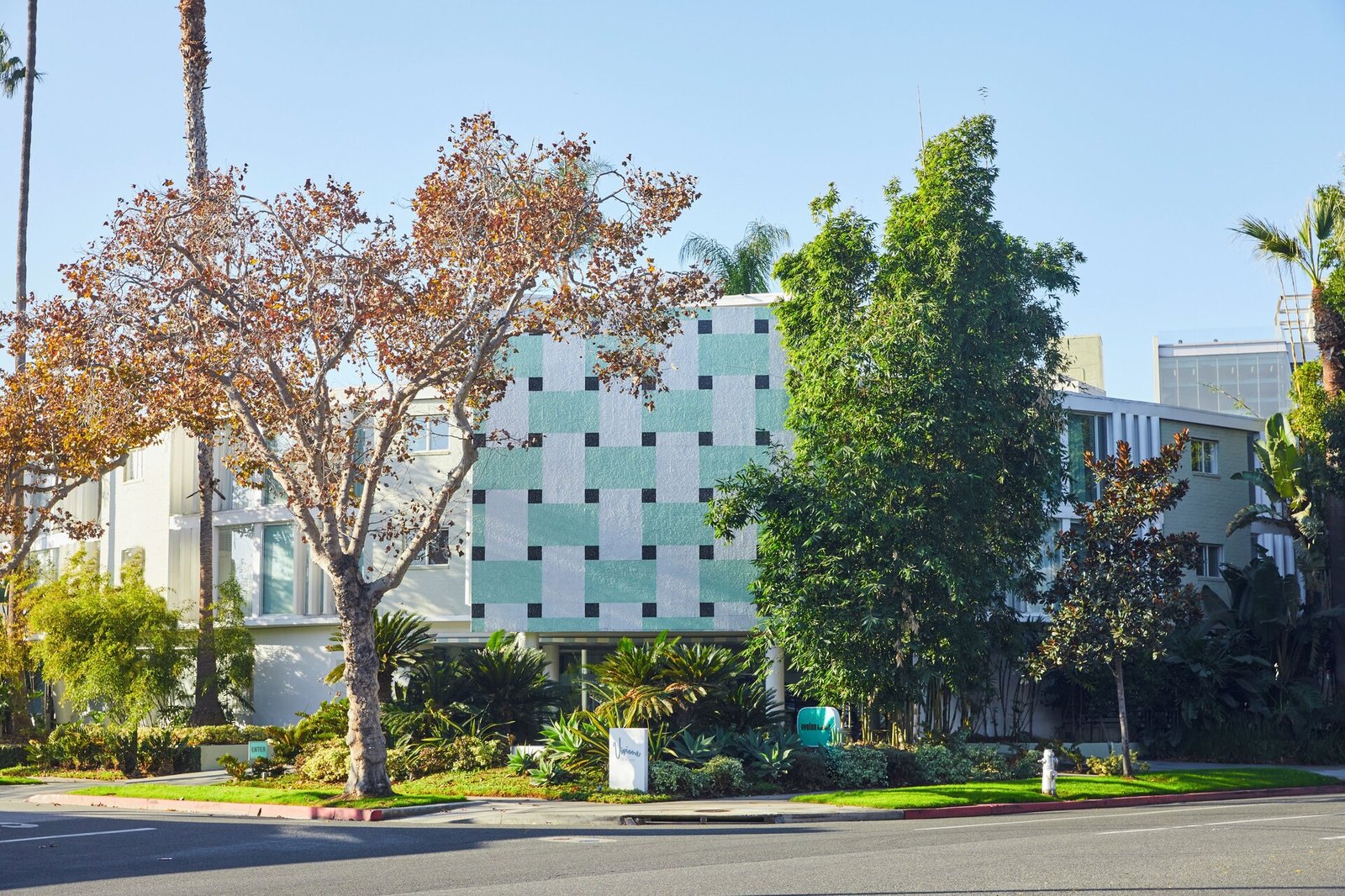 Avalon Hotel Beverly Hills — backstory