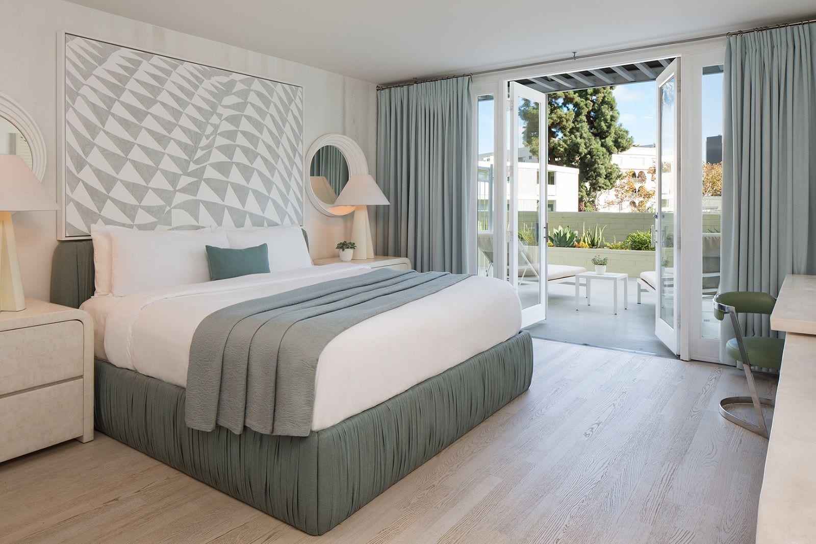 Avalon Hotel Beverly Hills — rooms
