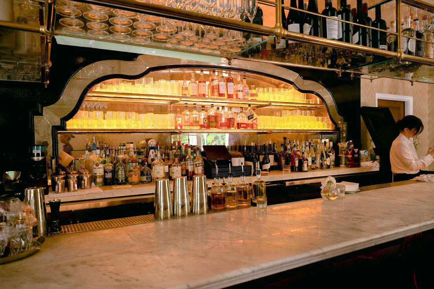 Cara Hotel, eat & drink