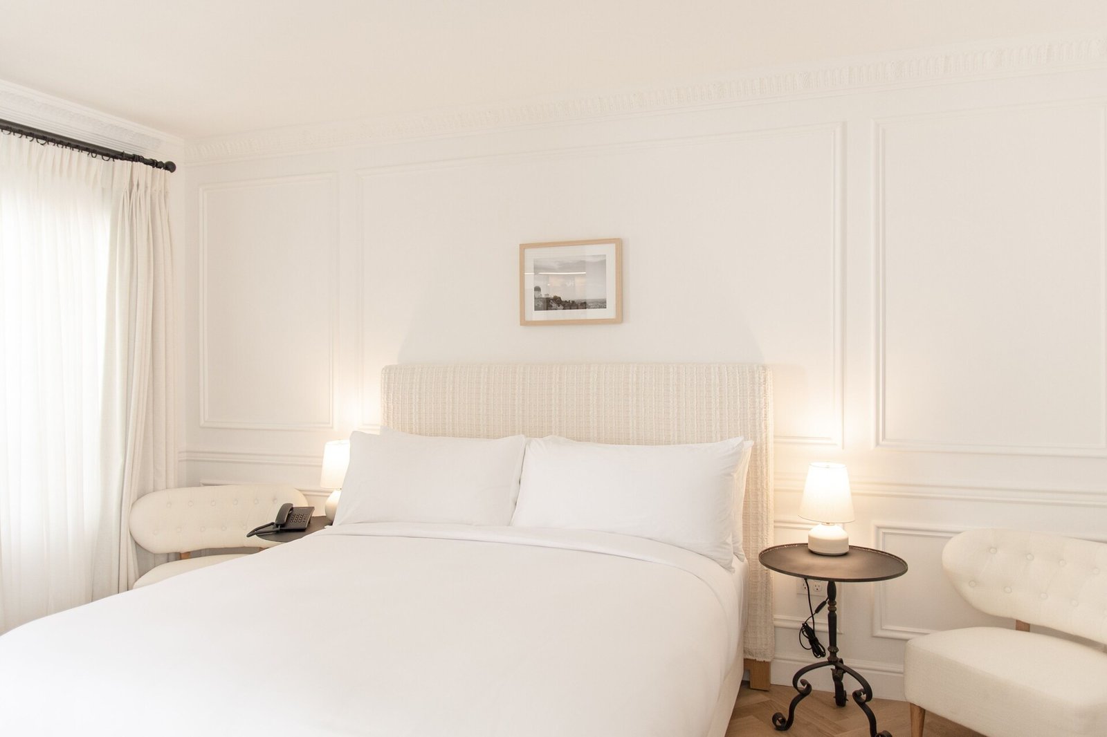 Cara Hotel, rooms
