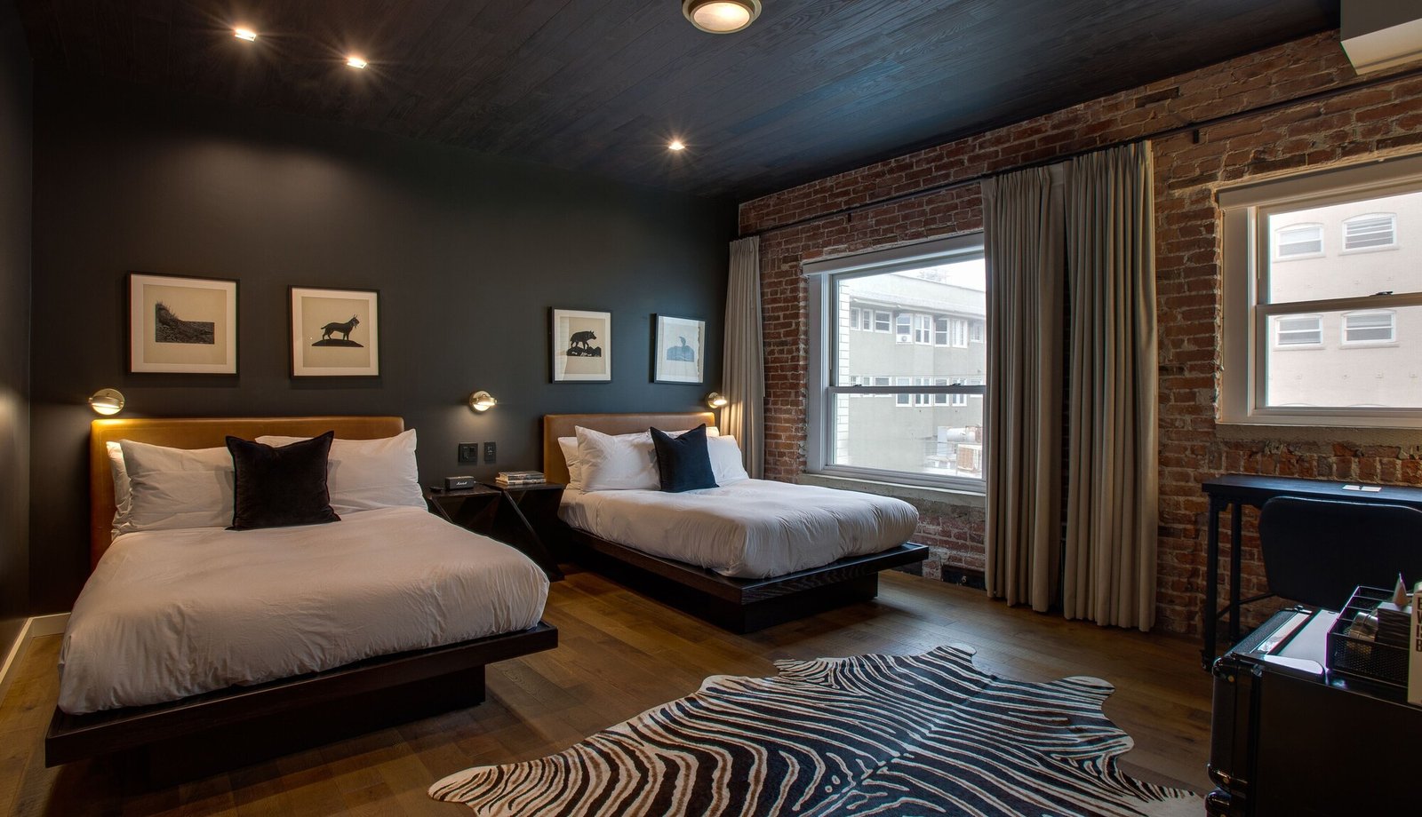 Venice V Hotel — rooms