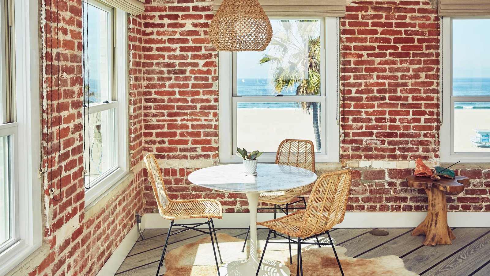 Venice V Hotel — eat & drink