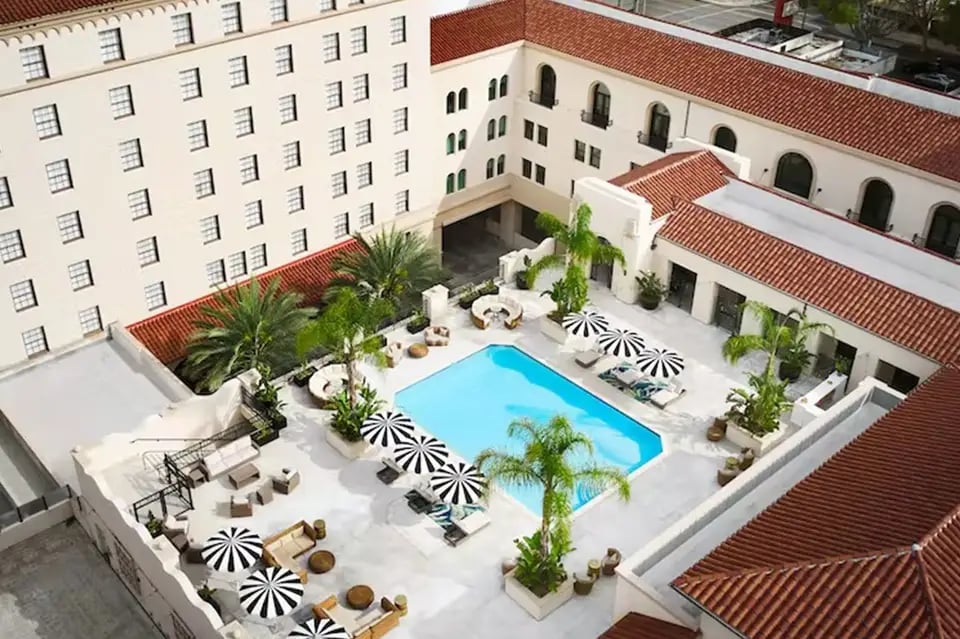 Pasadena Hotel & Pool — wellness
