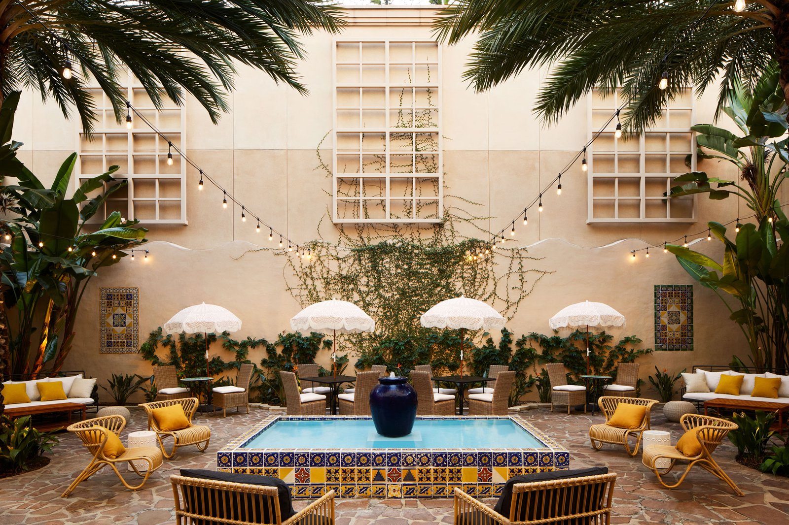 Pasadena Hotel & Pool — wellness