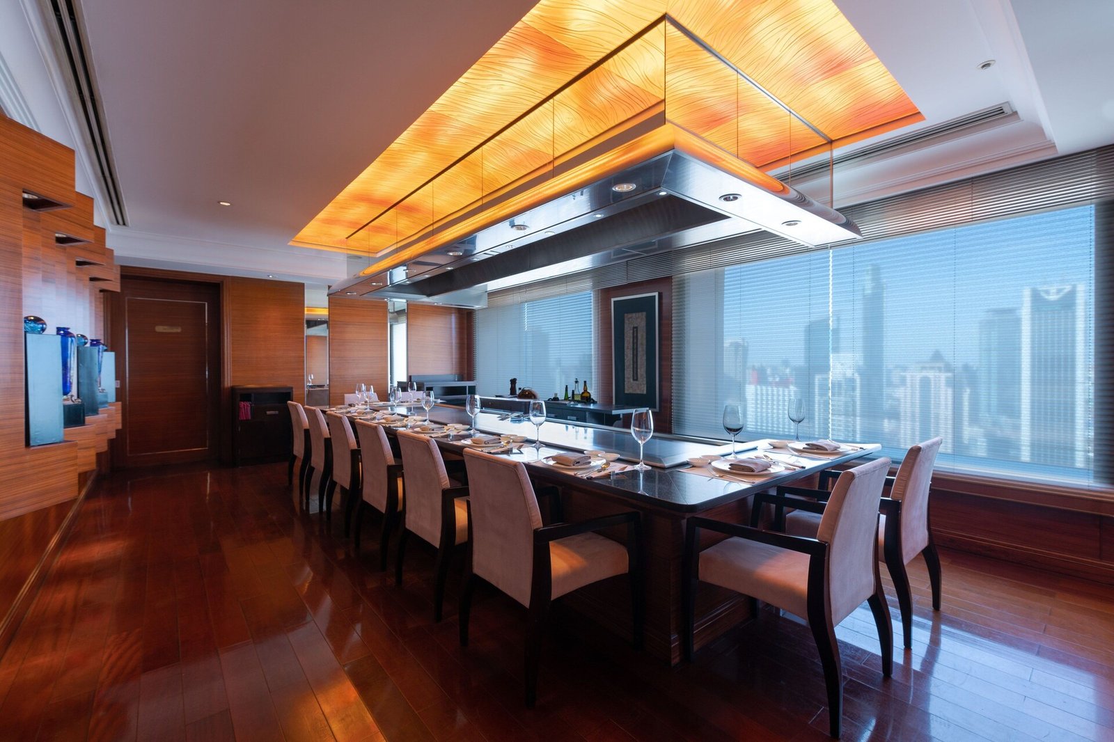 Okura Garden Hotel Shanghai — eat & drink