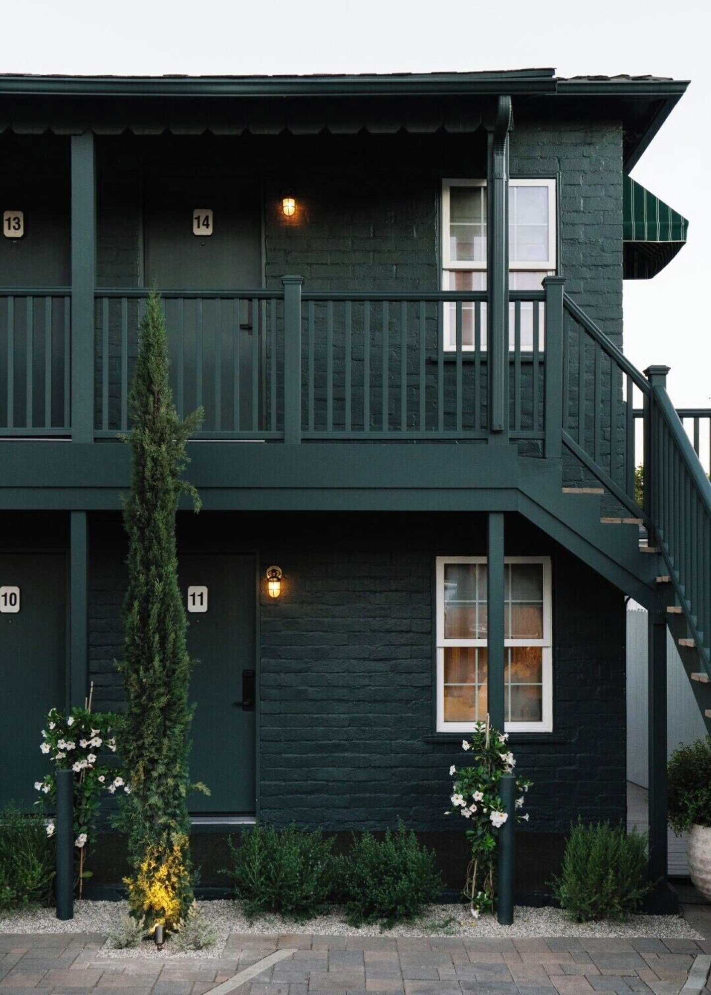 Le Petit Pali Brentwood — backstory