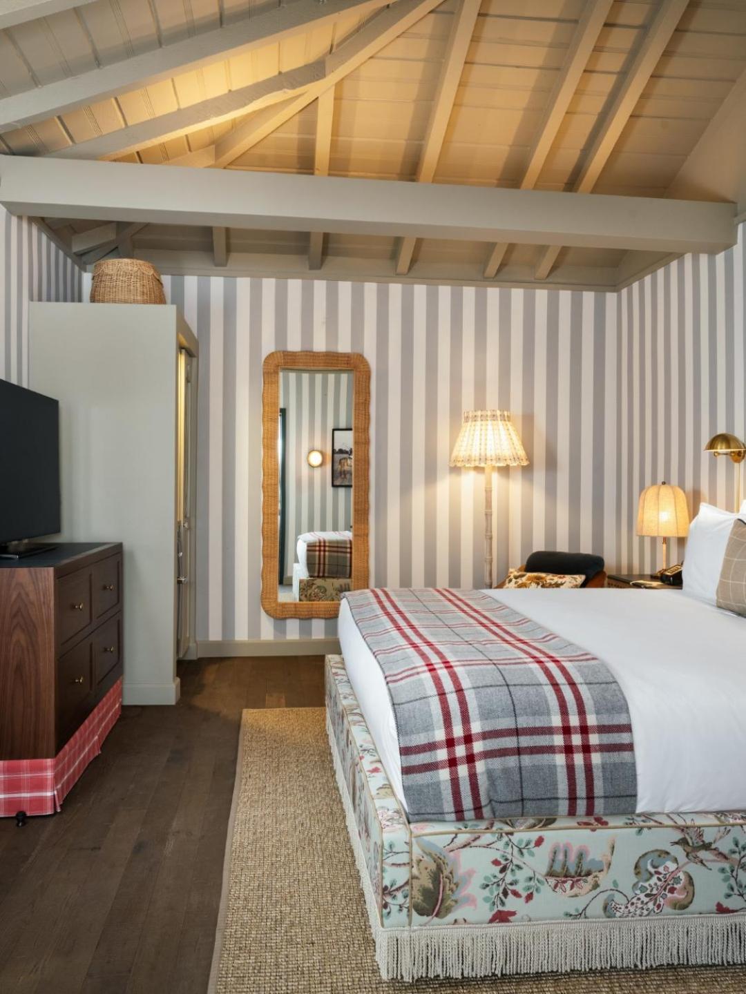Le Petit Pali Brentwood — rooms
