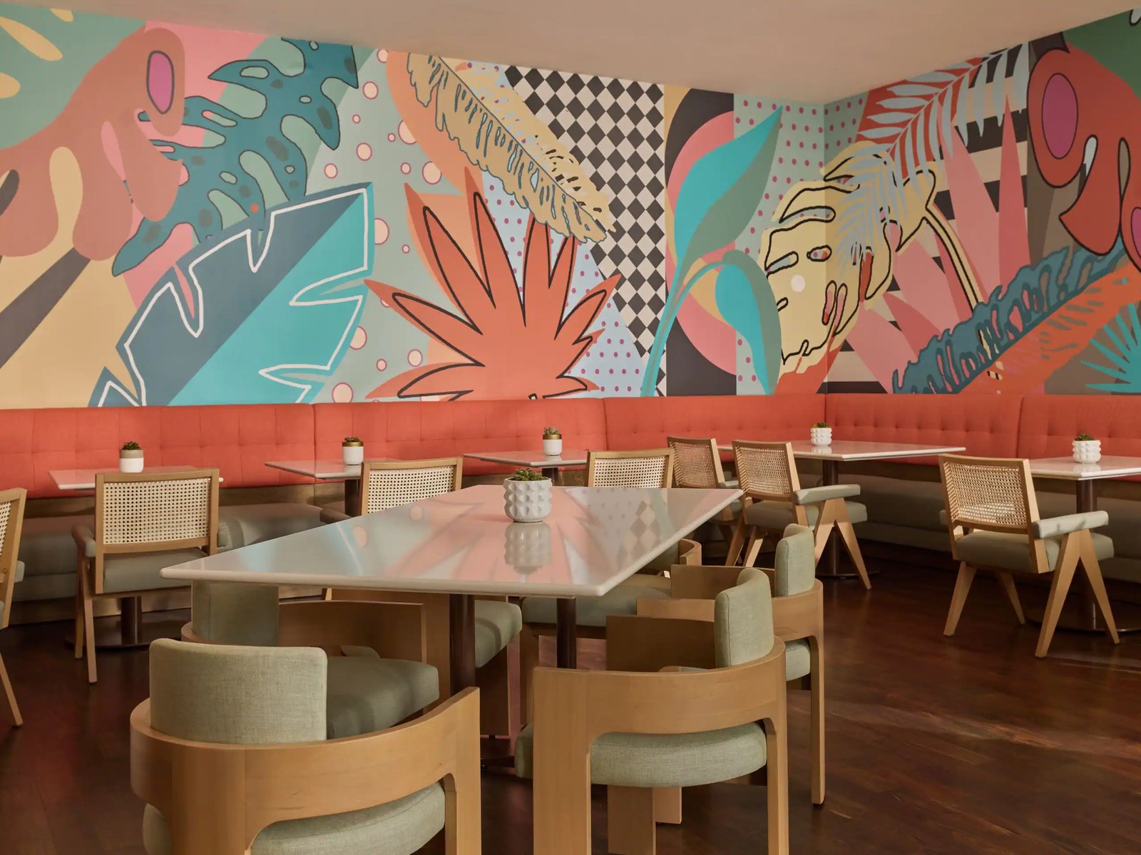 Hyatt Centric Delfina Santa Monica, eat & drink