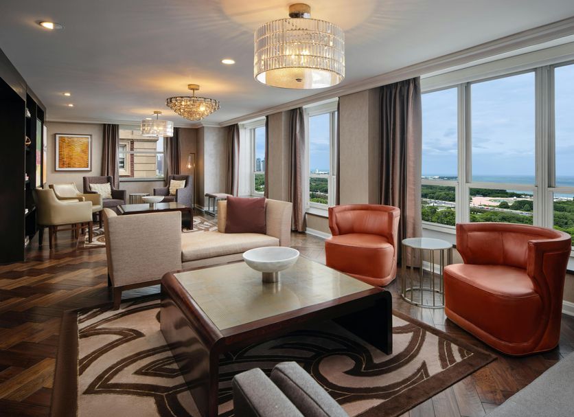 Hilton Chicago — rooms