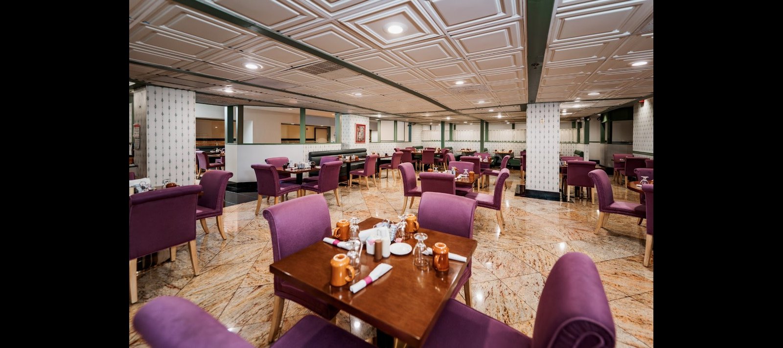 The Congress Plaza Hotel & Convention Center, rafael's restaurant