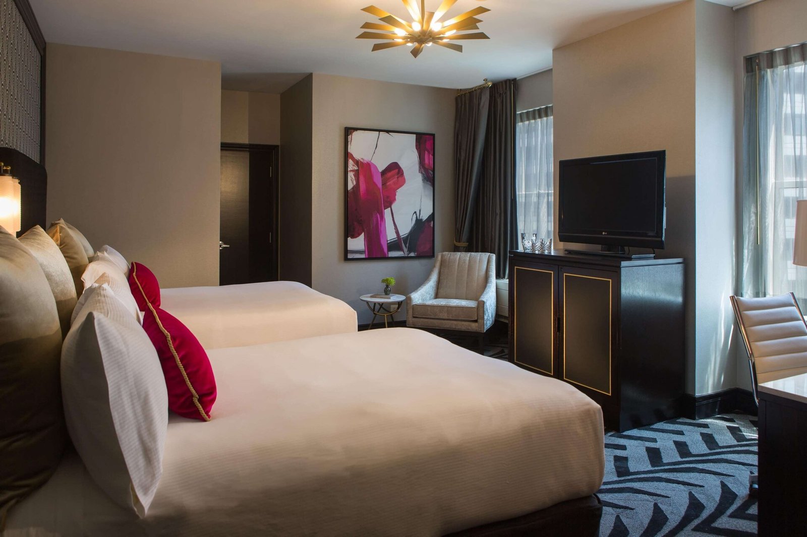 The Allegro Royal Sonesta Hotel Chicago Loop — rooms