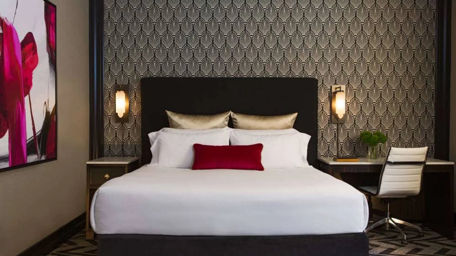 The Allegro Royal Sonesta Hotel Chicago Loop — rooms