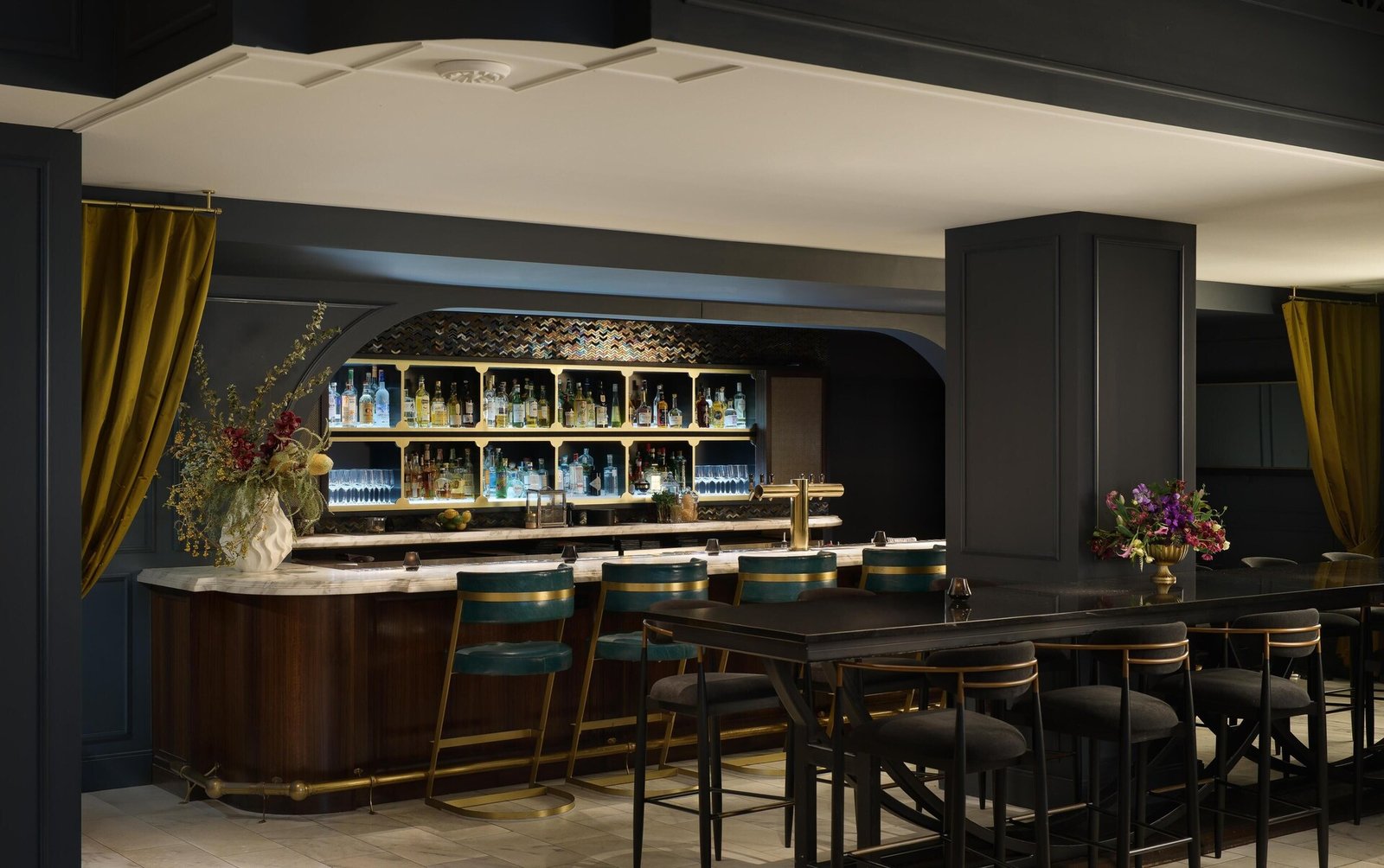 The Allegro Royal Sonesta Hotel Chicago Loop — eat & drink