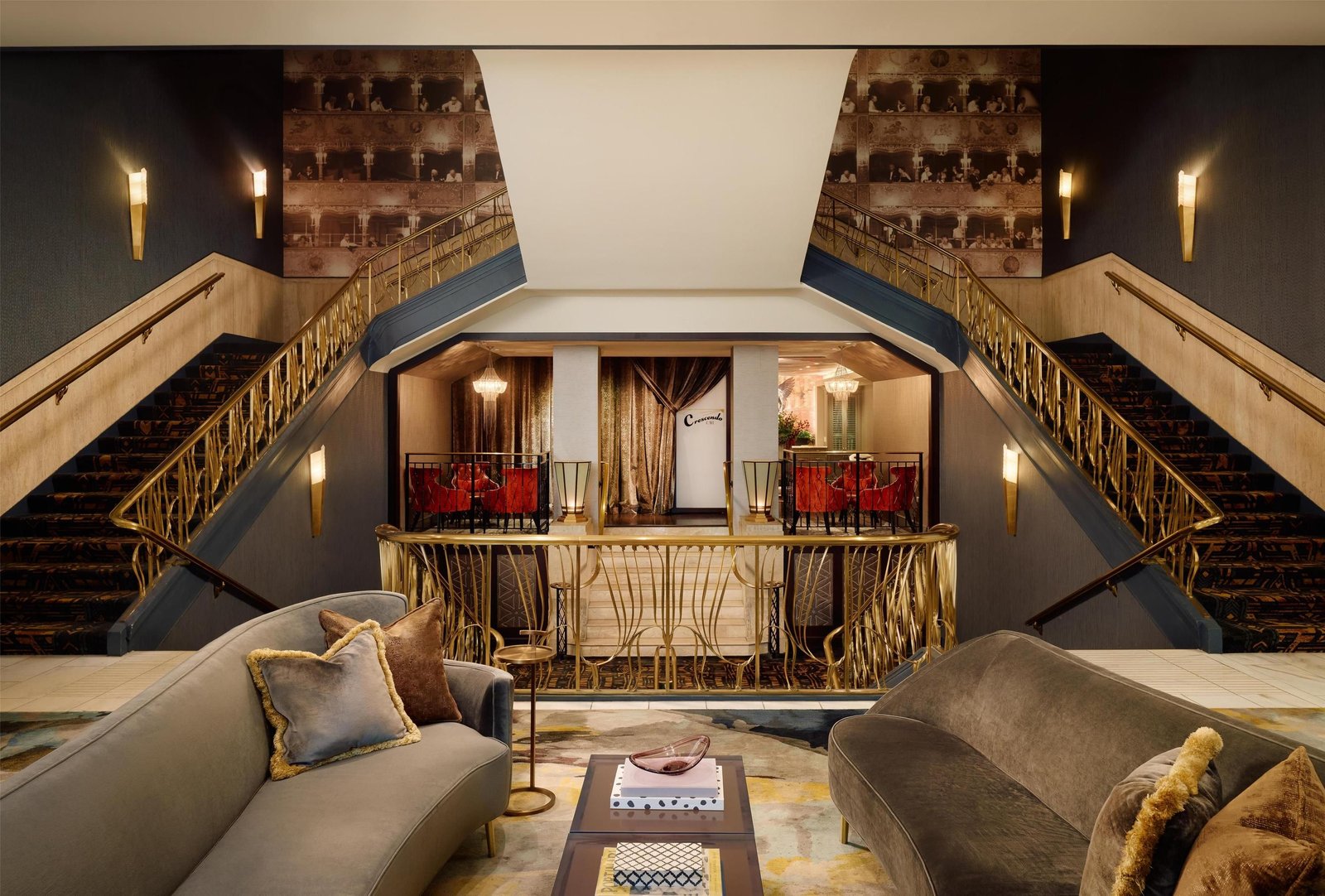 The Allegro Royal Sonesta Hotel Chicago Loop — vibe