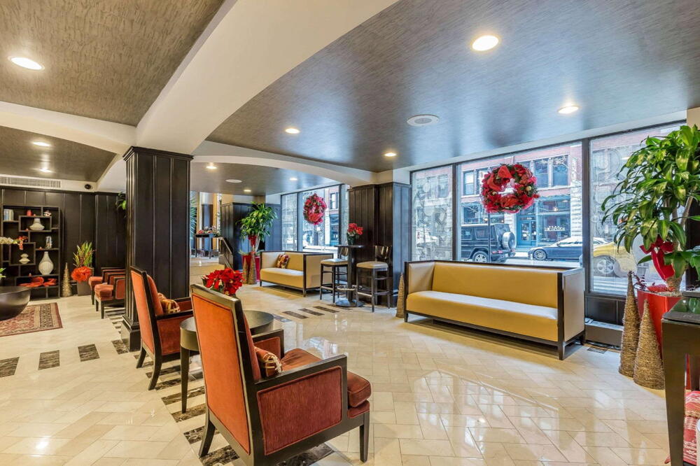 Hilton Vacation Club Hotel Blake Chicago — vibe