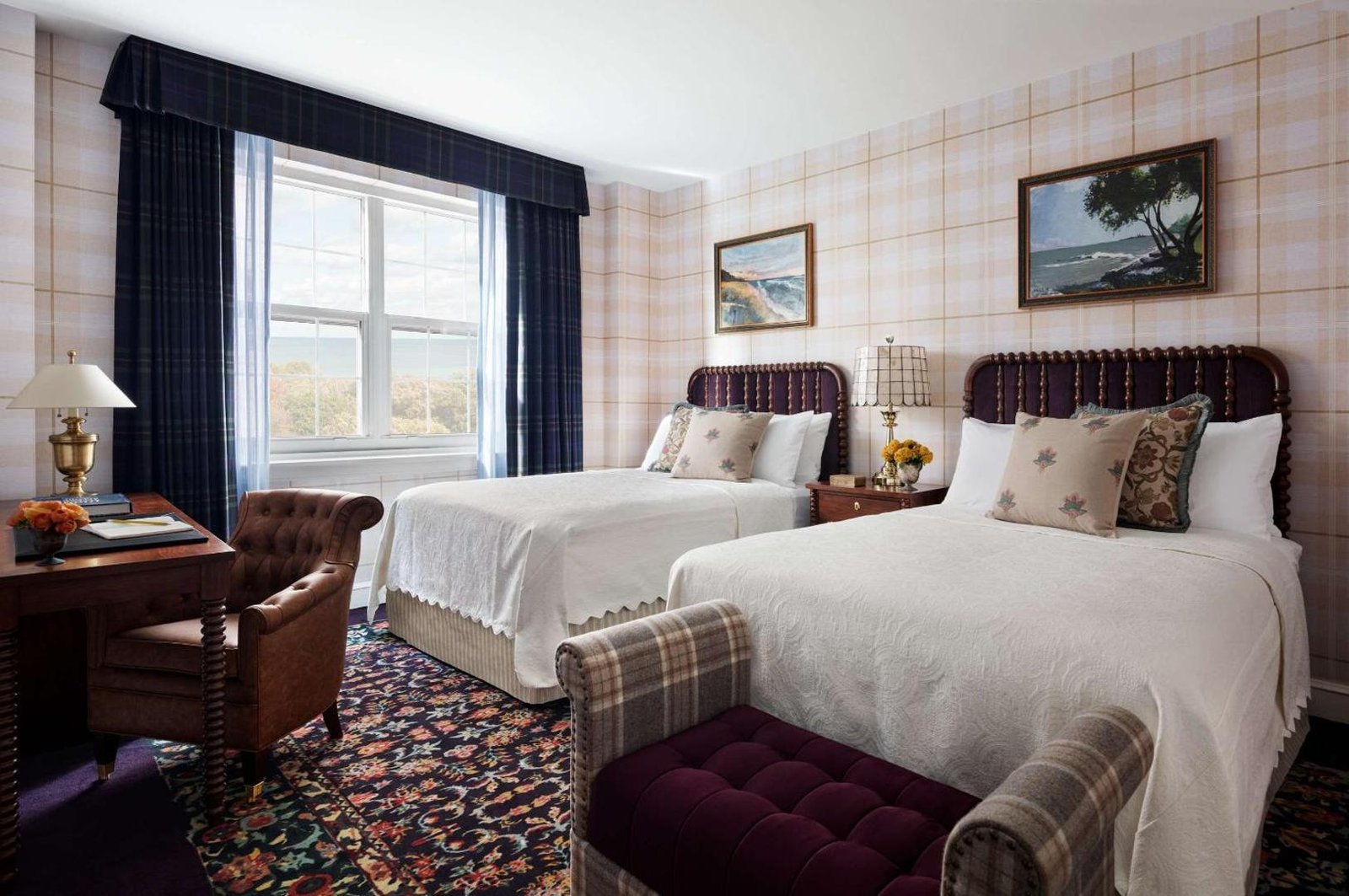 Graduate by Hilton Evanston, rooms