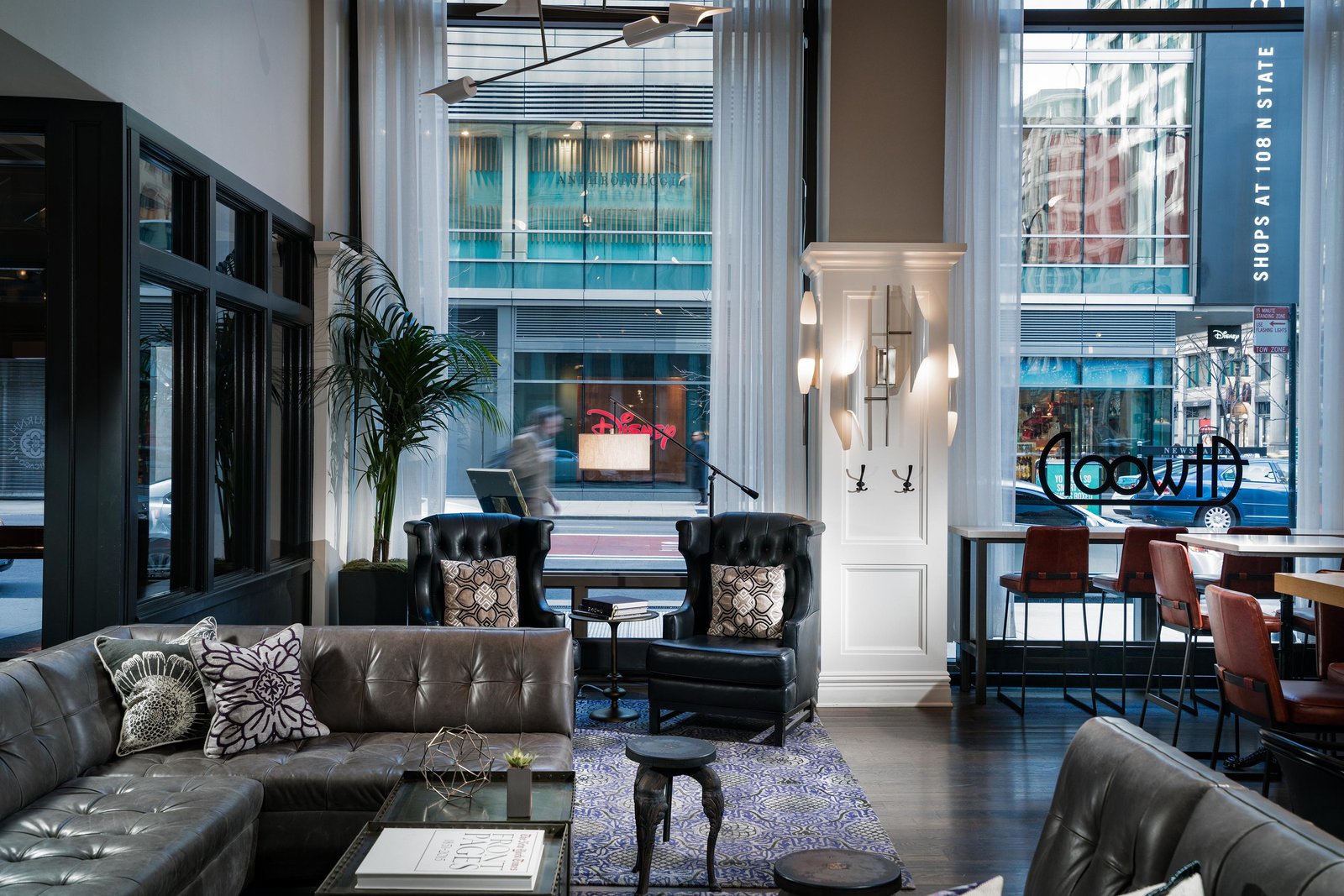 Staypineapple, an Iconic Hotel, The Loop Chicago — vibe