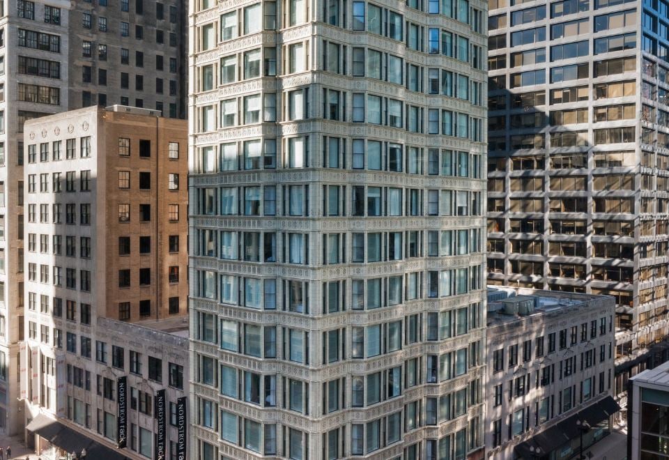 Staypineapple, an Iconic Hotel, The Loop Chicago — backstory
