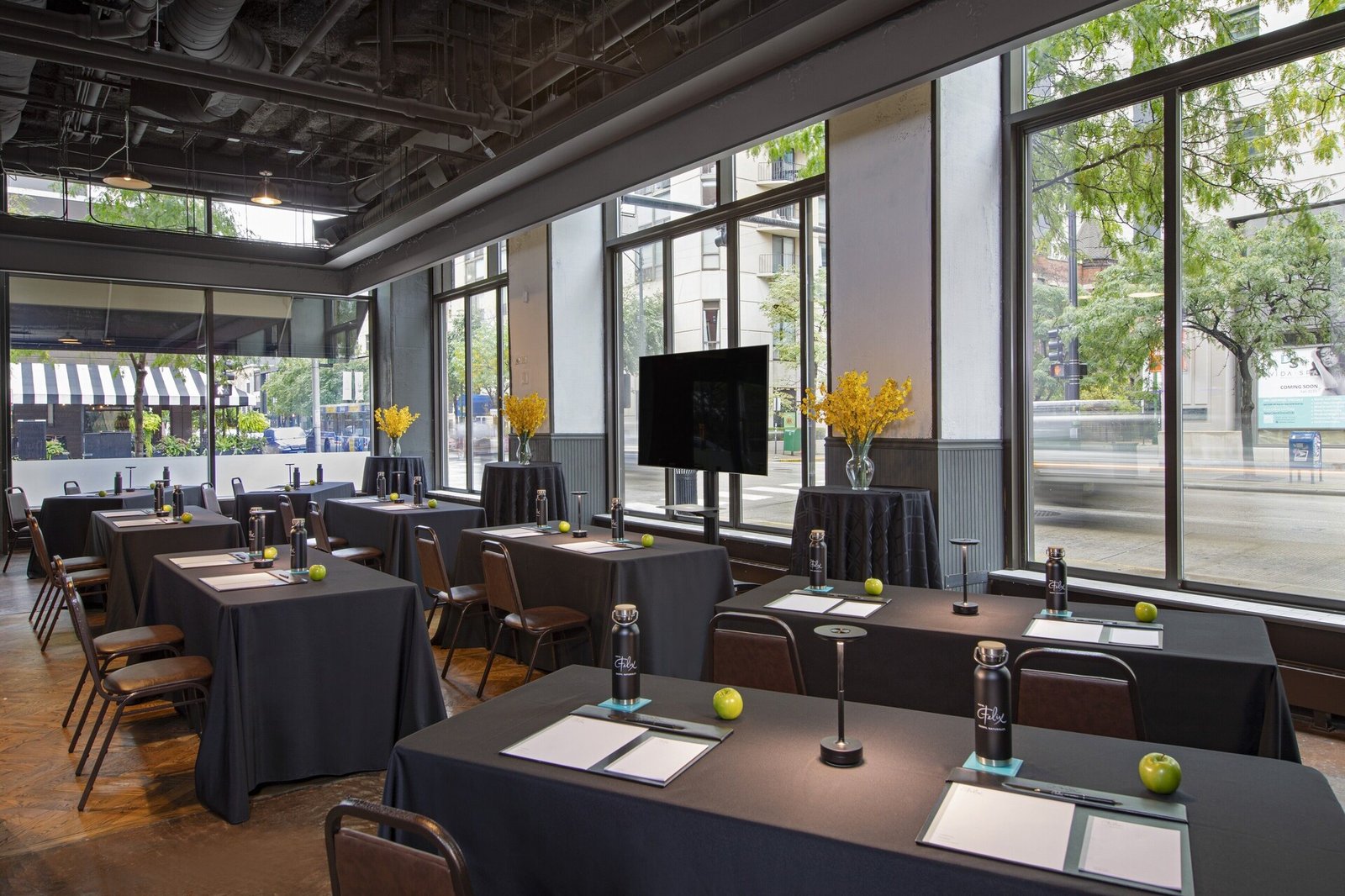 Hotel Felix — eat & drink