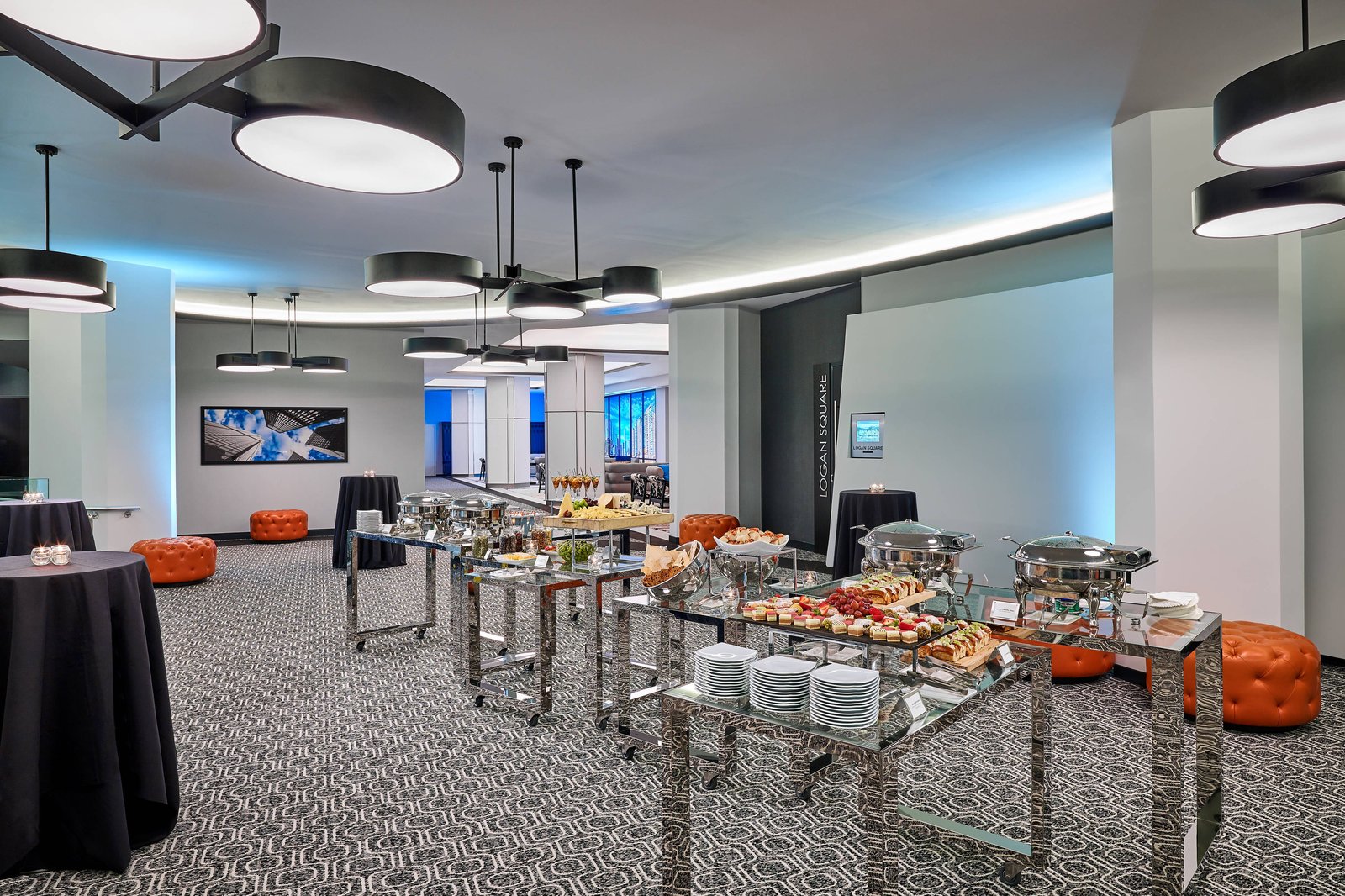 Hotel Chicago Downtown, Autograph Collection — eat & drink