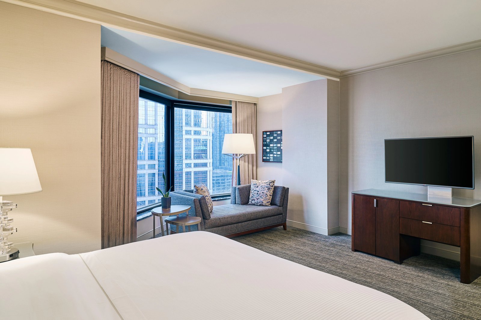 The Westin Chicago River North — rooms