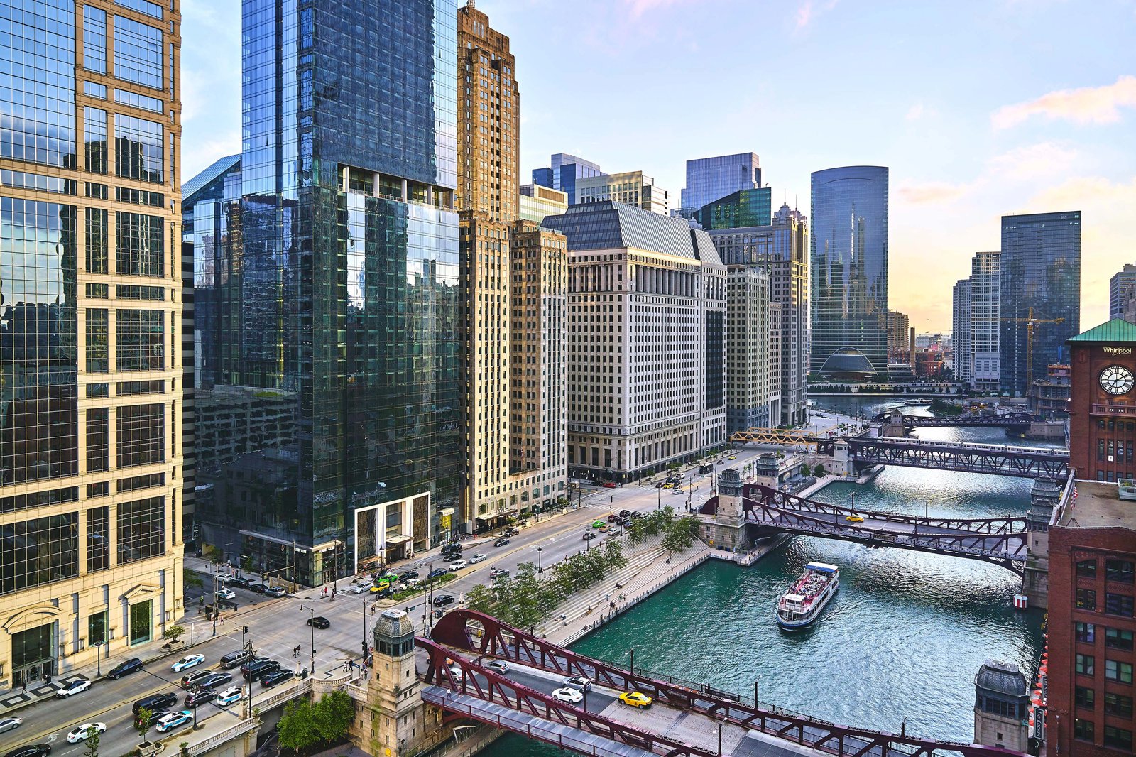 The Westin Chicago River North — vibe