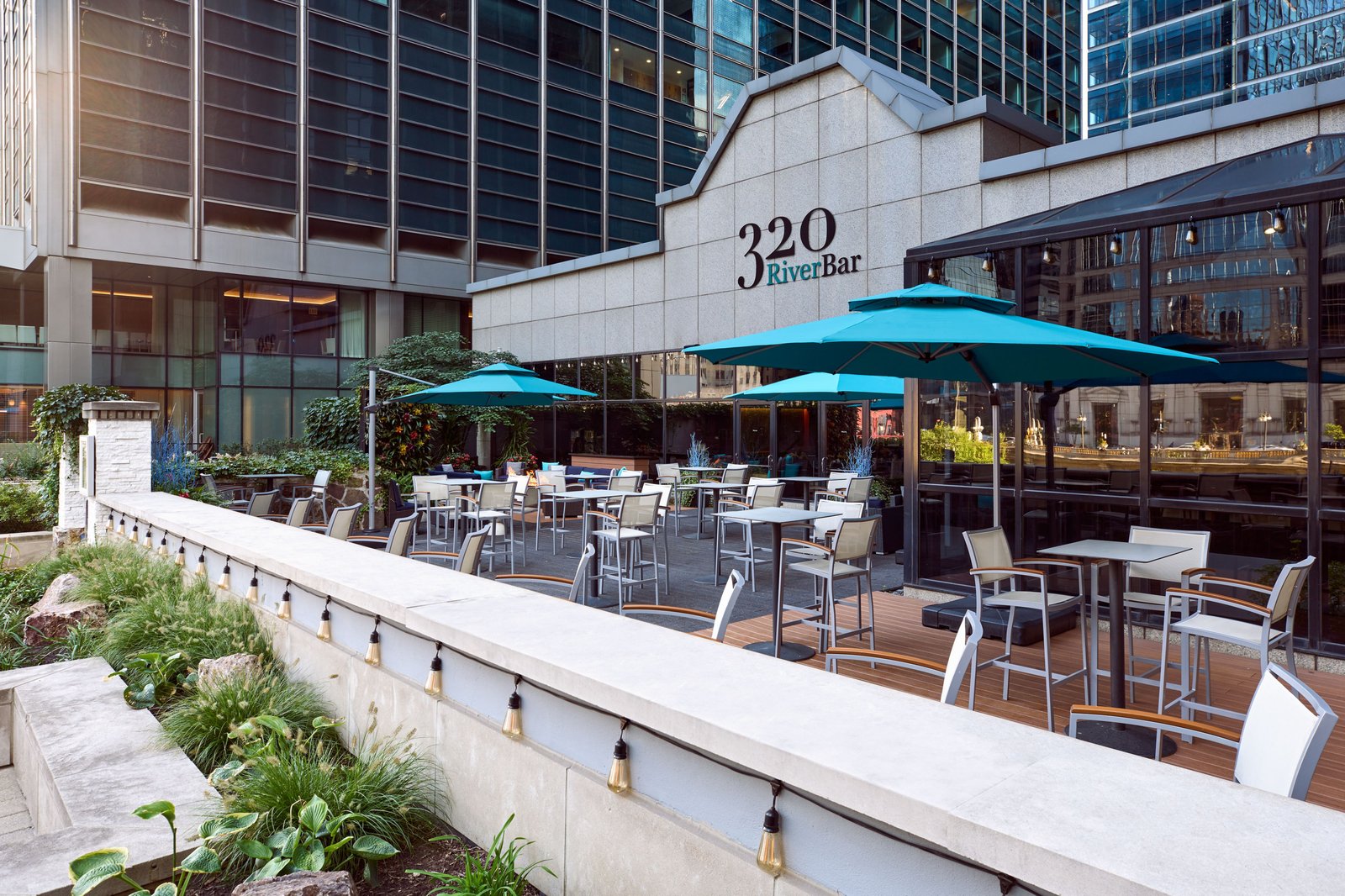 The Westin Chicago River North — eat & drink