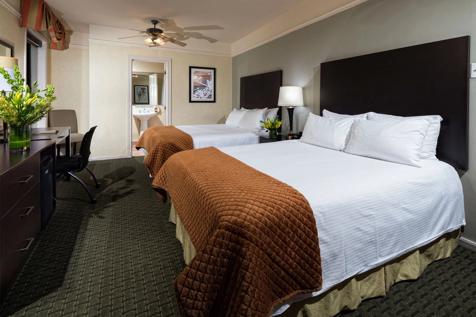 The Willows Hotel — rooms