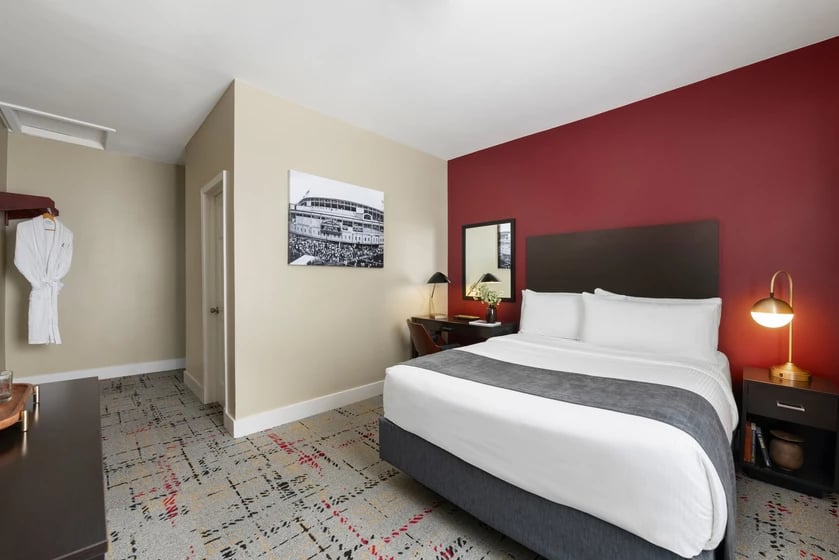 Majestic Hotel — rooms