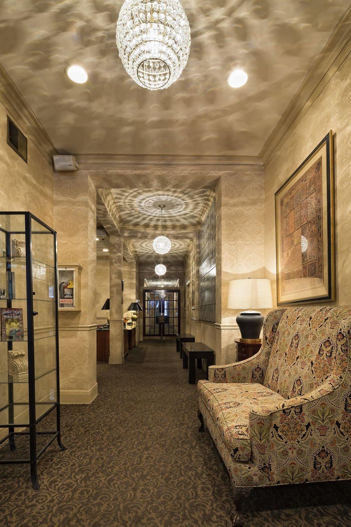 Majestic Hotel — vibe