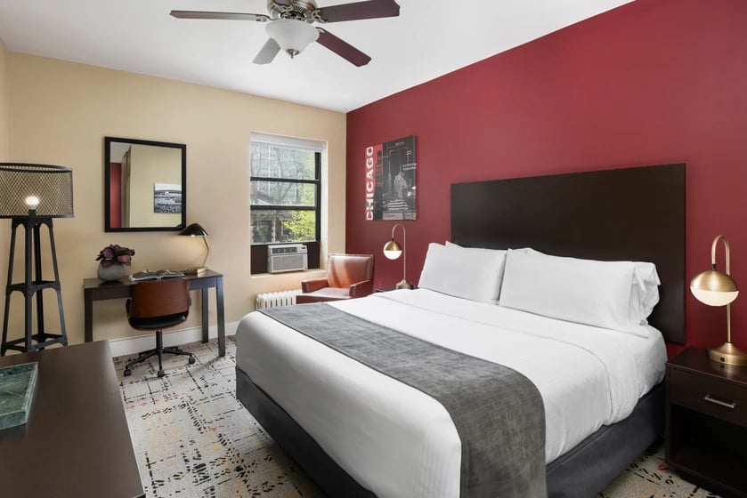 Majestic Hotel — rooms