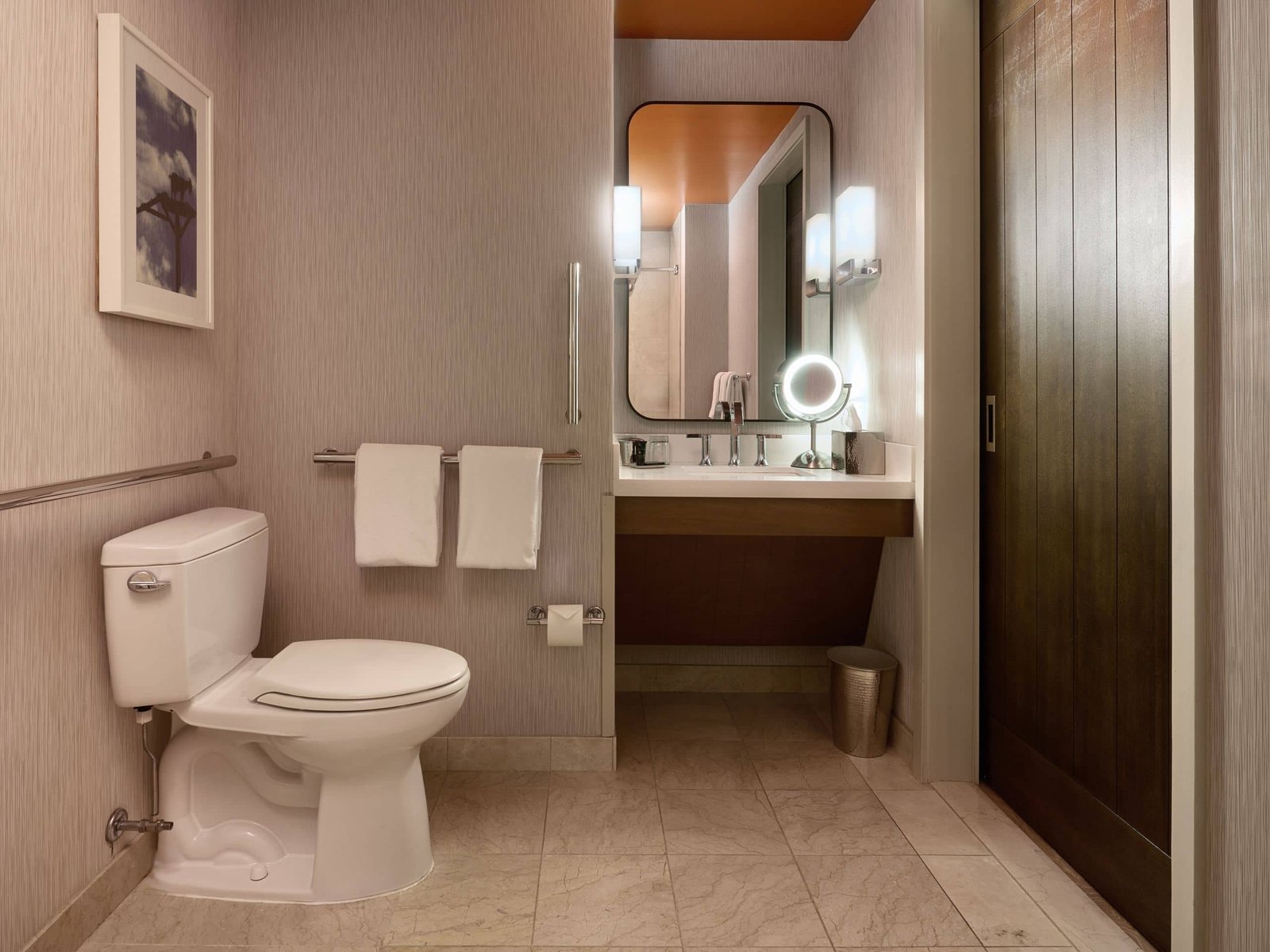 Hyatt Centric Chicago Magnificent Mile — rooms