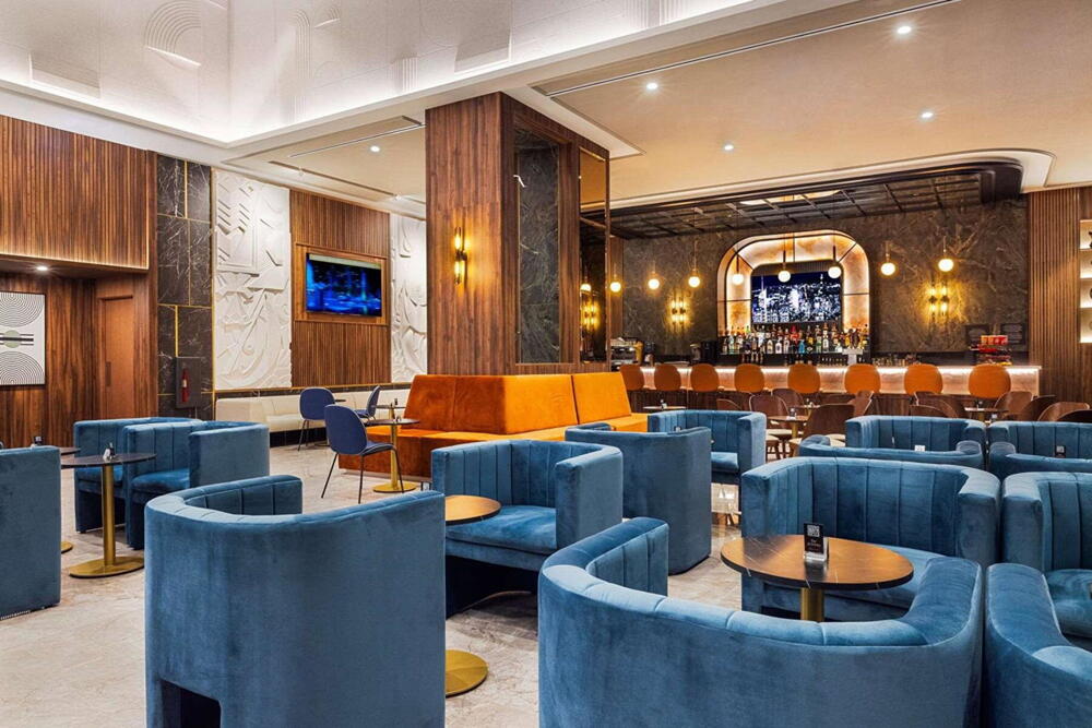 Hotel Riu Plaza Chicago — eat & drink