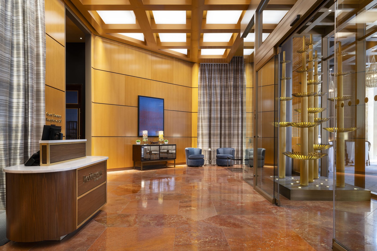 Residence Inn by Marriott Chicago Downtown Magnificent Mile — vibe