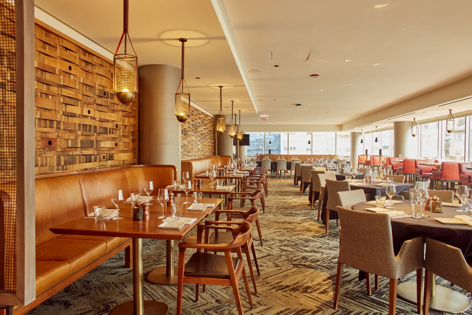 Residence Inn by Marriott Chicago Downtown Magnificent Mile — eat & drink