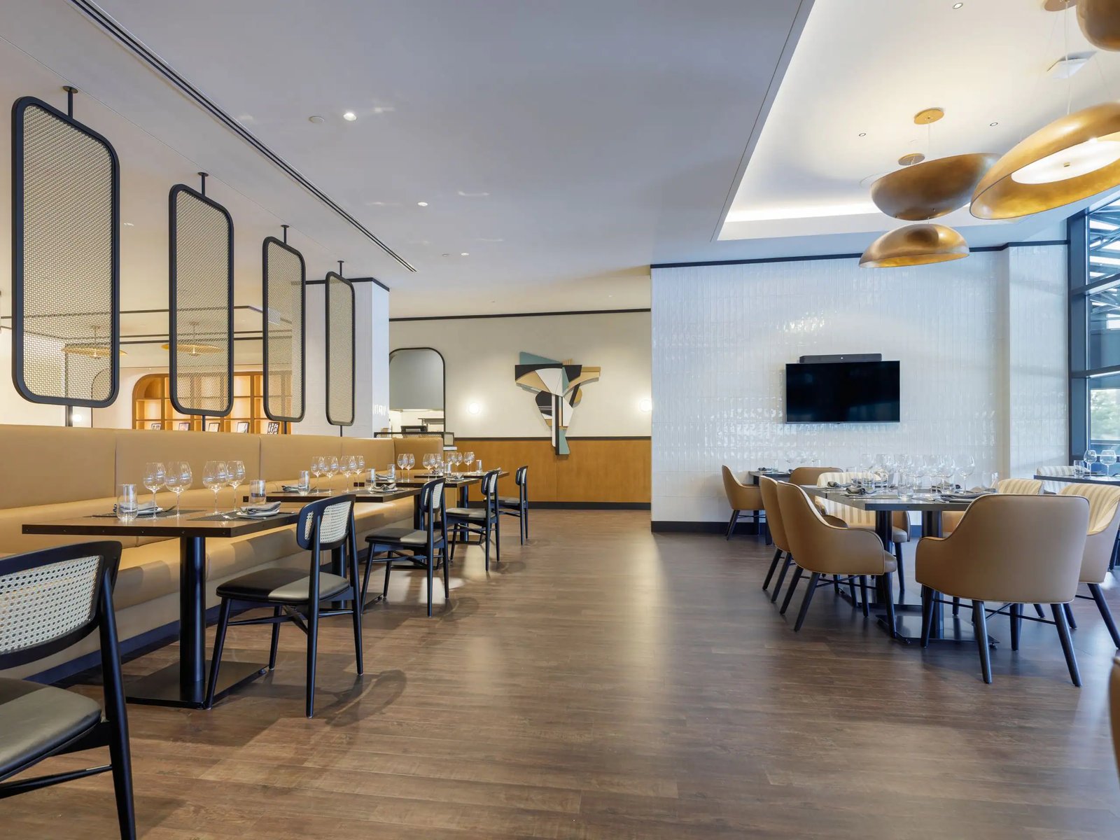 Hyatt Centric Chicago O’Hare, eat & drink