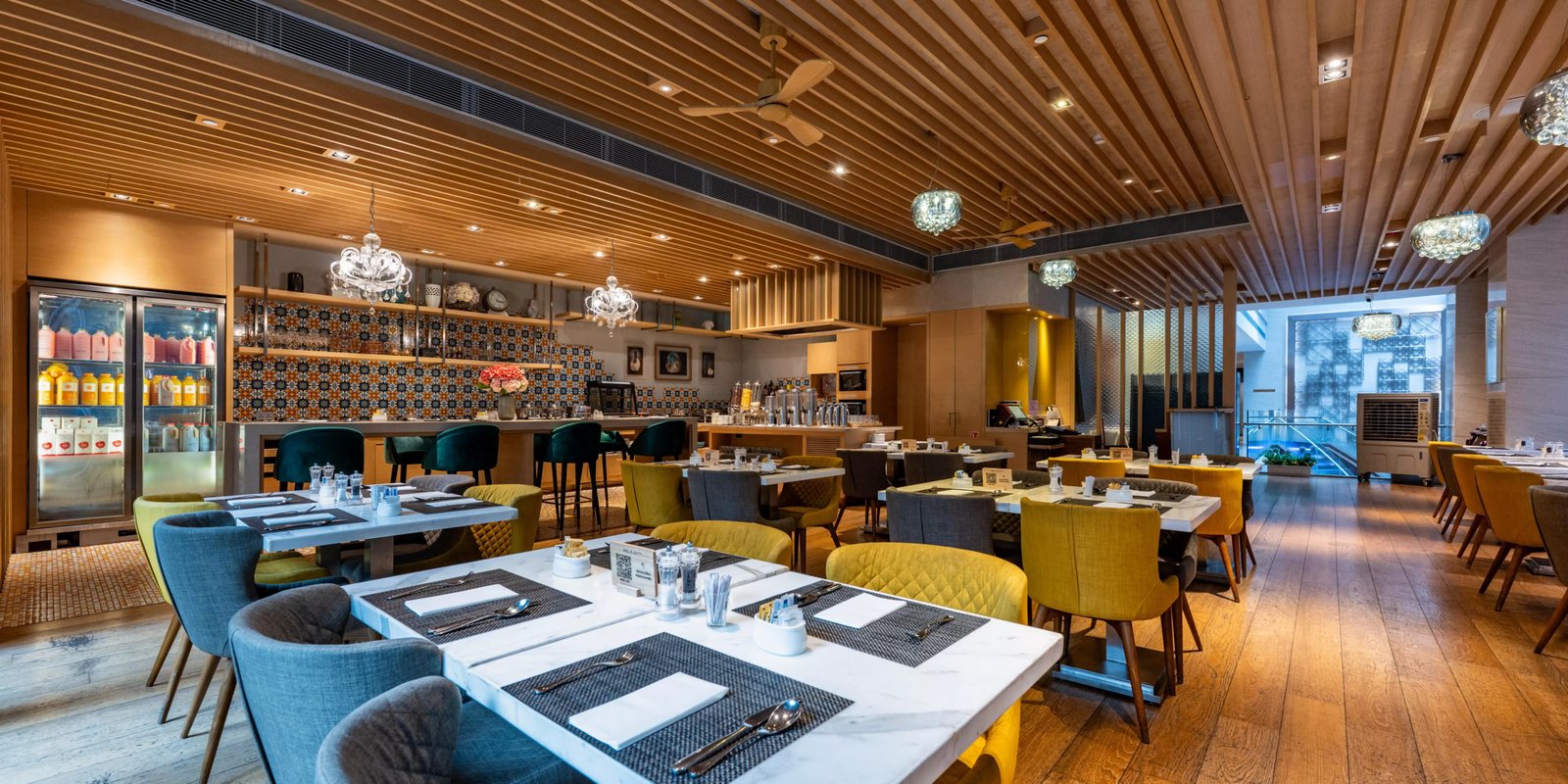 Hotel Indigo Hong Kong Island by IHG — eat & drink