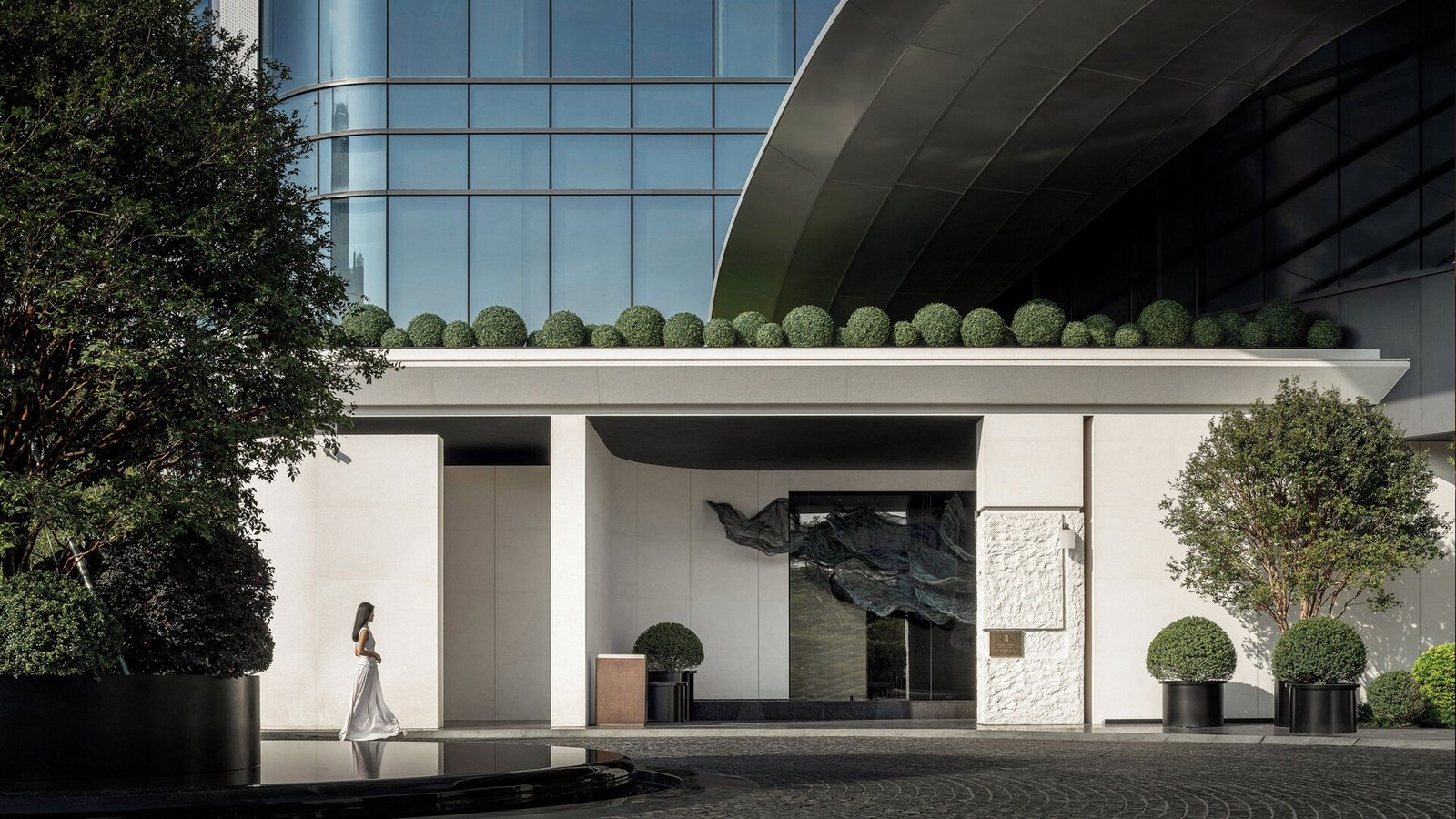 HUALUXE Shenzhen Bao An, an IHG Hotel — backstory