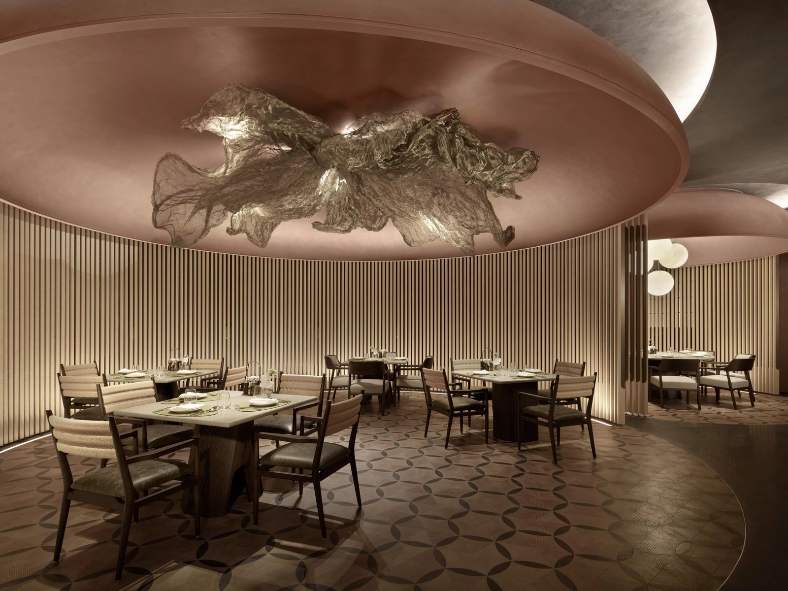 HUALUXE Shenzhen Bao An, an IHG Hotel — eat & drink