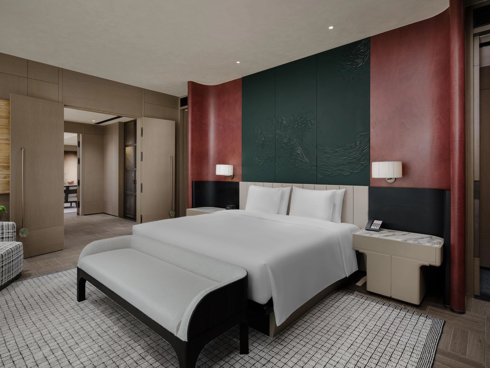 HUALUXE Shenzhen Bao An, an IHG Hotel — rooms