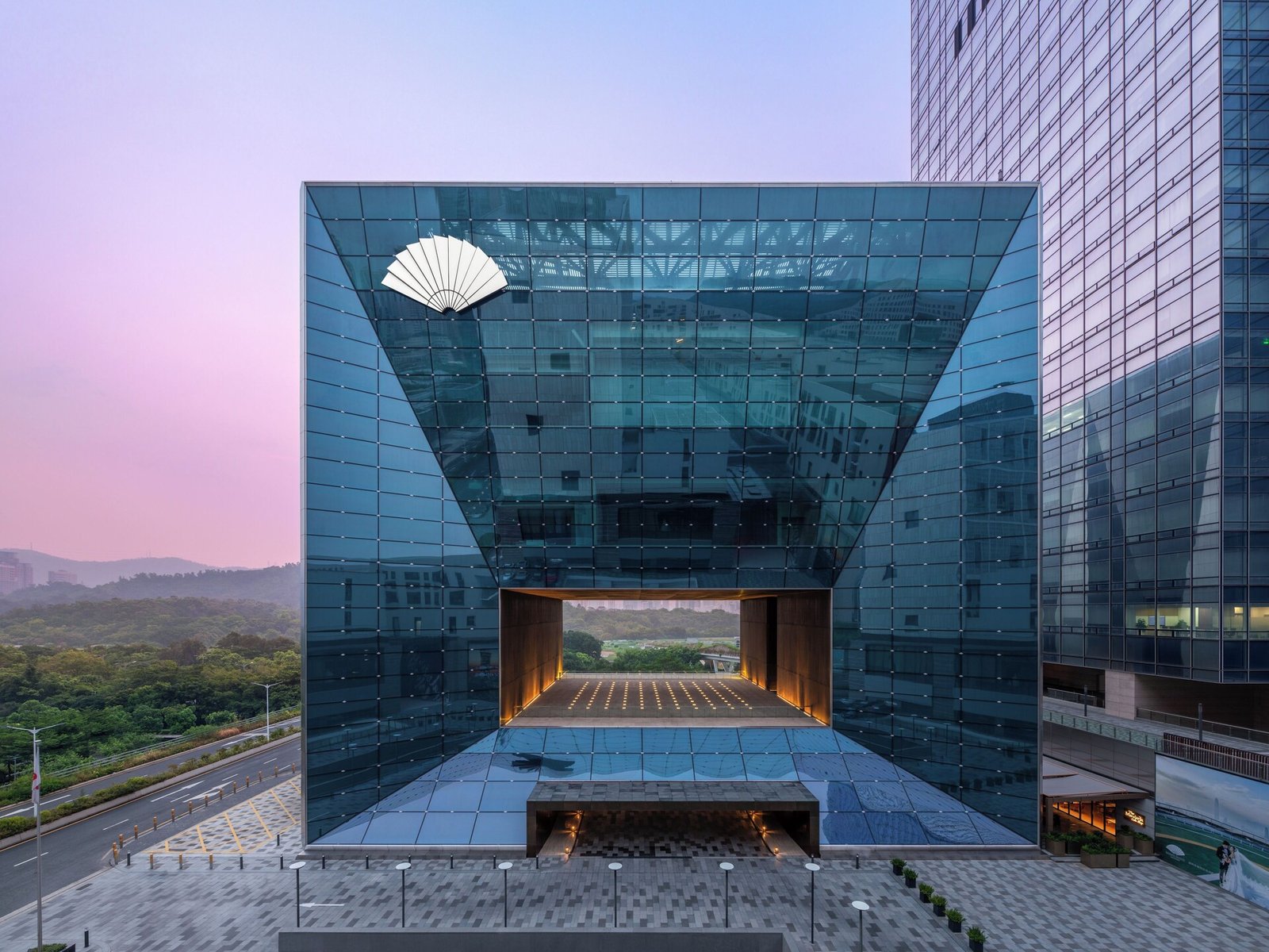 Mandarin Oriental Shenzhen — backstory