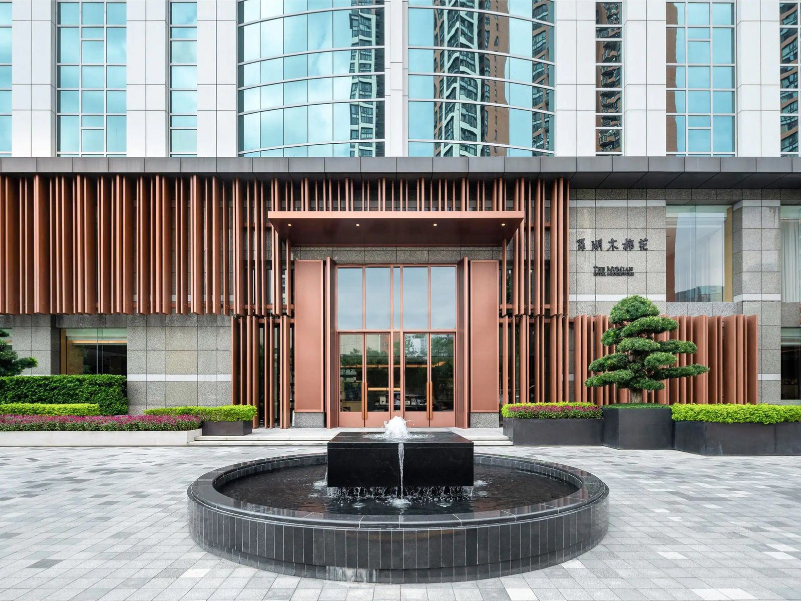 THE MUMIAN HOTEL BOOKSTORE Shenzhen Luohu, backstory