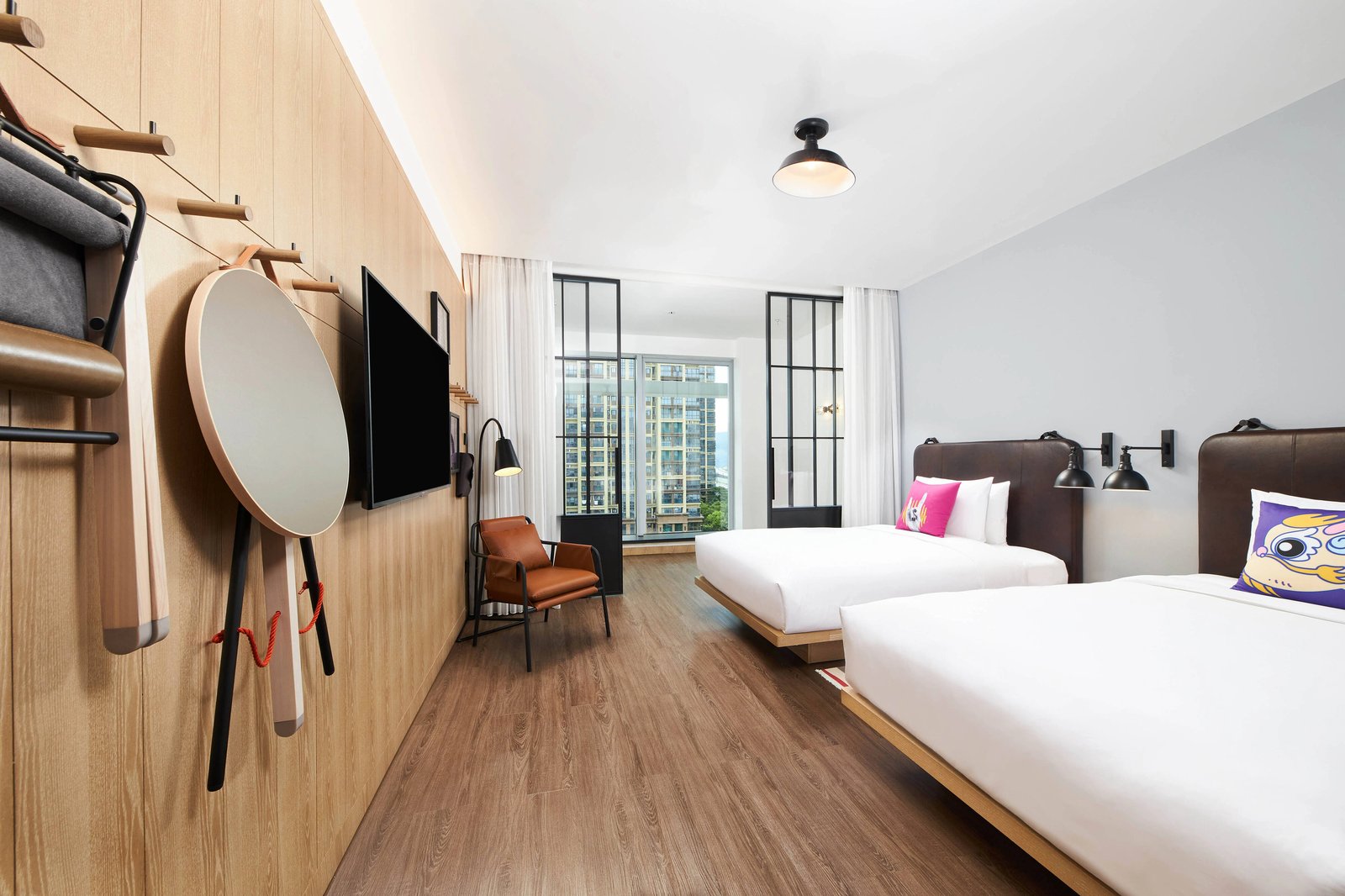 Moxy Shenzhen North Station — rooms