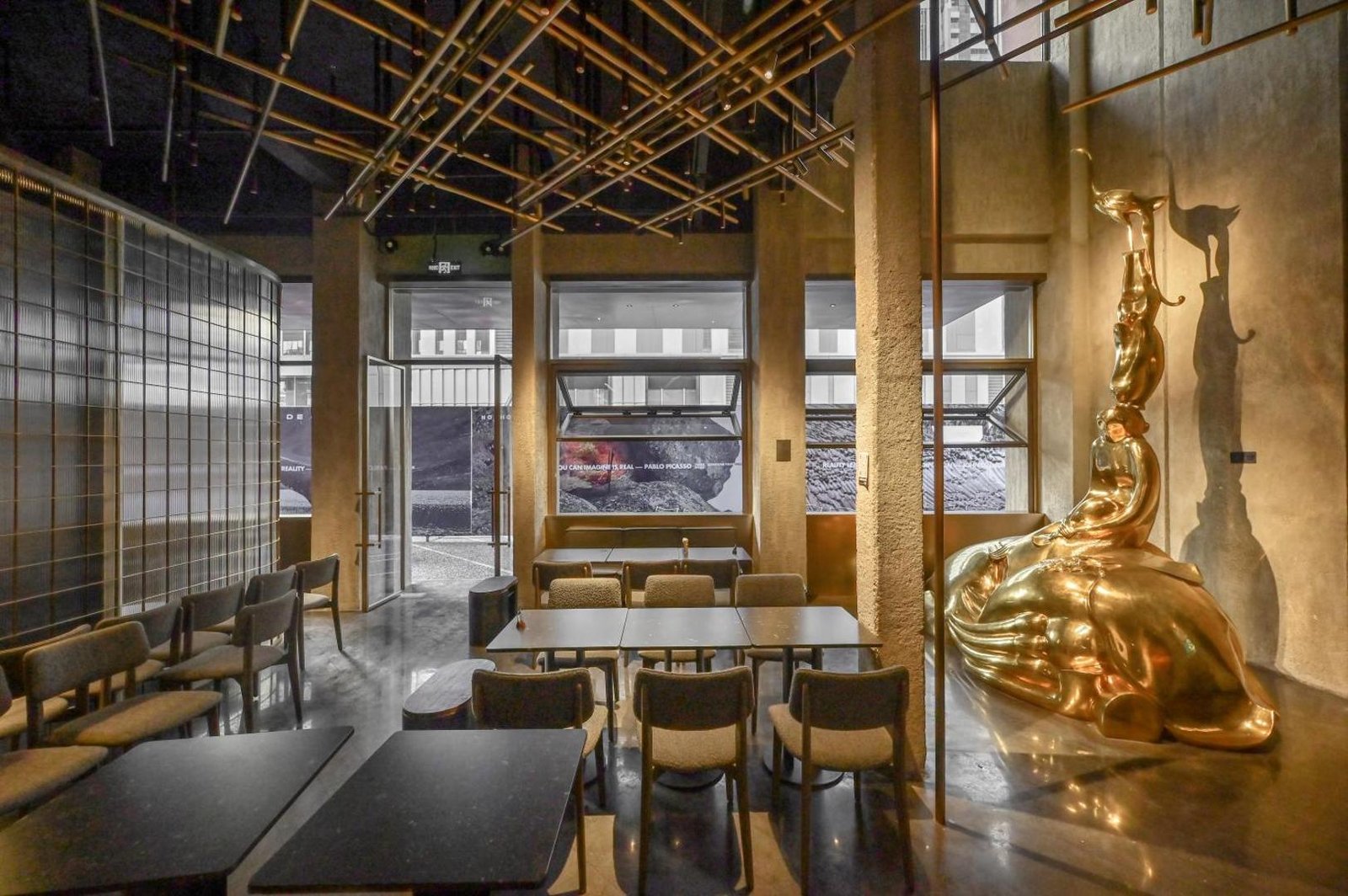 NOA HOTEL SHENZHEN — eat & drink