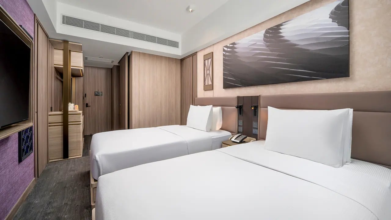 Motto by Hilton Hong Kong SoHo — rooms