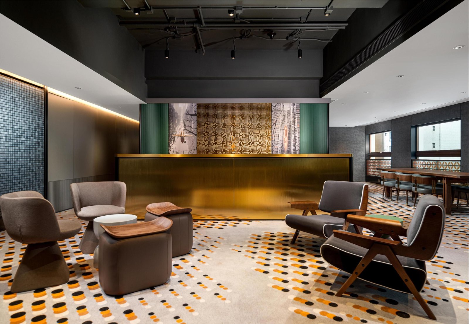 Motto by Hilton Hong Kong SoHo — eat & drink