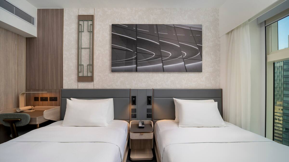 Motto by Hilton Hong Kong SoHo — rooms