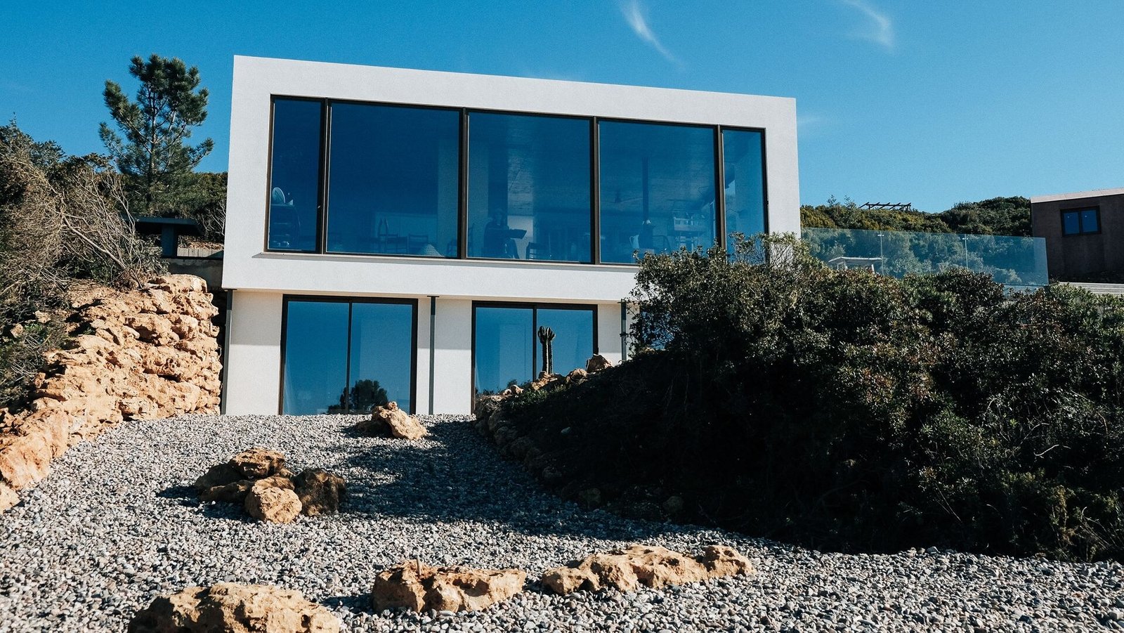 Villa Epicurea — backstory